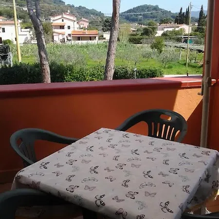 Rustichello Szálloda Marina di Campo