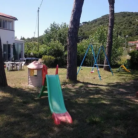 Rustichello Szálloda Marina di Campo