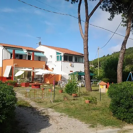 Rustichello Szálloda