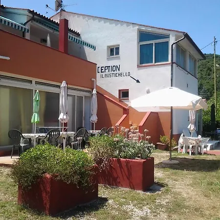 Rustichello Szálloda Marina di Campo