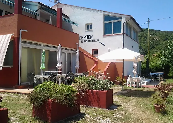 Rustichello 호텔 마리나디캄포